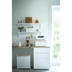 Yamazaki Boite à Pain Avec Poignée En Bois 21 Yamazaki Boite à Pain Avec Poignée En Bois -Cuisine Ustensiles Magasin 1000318551 220107 16174100326 MOOD DETAILS P000000001000318551 mood