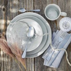 Assiette MANOR -Cuisine Ustensiles Magasin 1000331132 220218 020 MOOD DETAILS P000000001000331132 mood