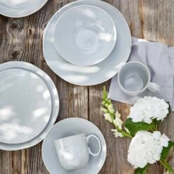 Assiette MANOR -Cuisine Ustensiles Magasin 1000331132 220218 022 MOOD DETAILS P000000001000331132 mood