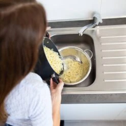 Passoire Pâtes Inox -Cuisine Ustensiles Magasin 2e7b1e443174416ebdc718038429812a