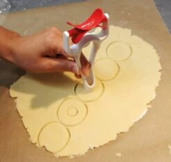 Rouleau Emporte-pièce 7 Rouleau Emporte-pièce -Cuisine Ustensiles Magasin 404d017cf3e042c388026d57e4873d88