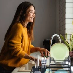 Égouttoir En Métal Pour La Vaisselle -Cuisine Ustensiles Magasin 4d4610186d414d2eb82cc011af2d8db4