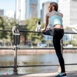 Gourde 2 Litres Noire -Cuisine Ustensiles Magasin 70fcb83dec9c44aca48cba38ec5ae207