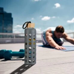 Gourde En Verre Bouchon En Bambou 550 Ml -Cuisine Ustensiles Magasin 8b19fd1410c047bd8fadf3fc62e2d7d4