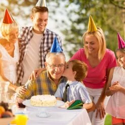 Plat à Gâteau En Verre Sur Pied -Cuisine Ustensiles Magasin aebd2eea5a7246ab942eedb8562774ff