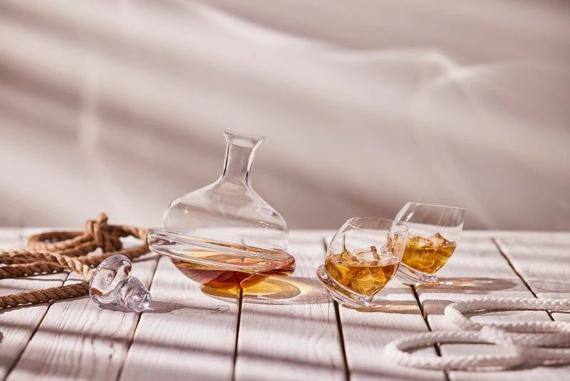 Roly-Poly Carafe à Whisky 6 Roly-Poly Carafe à Whisky – Image 4