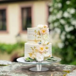 Plat à Gâteaux Sur Pied -Cuisine Ustensiles Magasin c7cbcaccf9e0497aa7f8c407d7dc392a