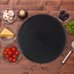 Plaques à Pizzas Rondes Par Lot De 4 -Cuisine Ustensiles Magasin d12fc2a00352448aba5f8482028384b5