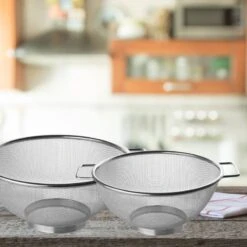 Set De 2 Passoires -Cuisine Ustensiles Magasin e68c647bbf124a16b751dd16c4f25253