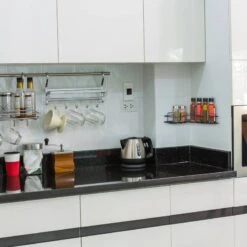 Étagère D'angle Pour La Cuisine -Cuisine Ustensiles Magasin fb76995c77304434a183729656dc2551